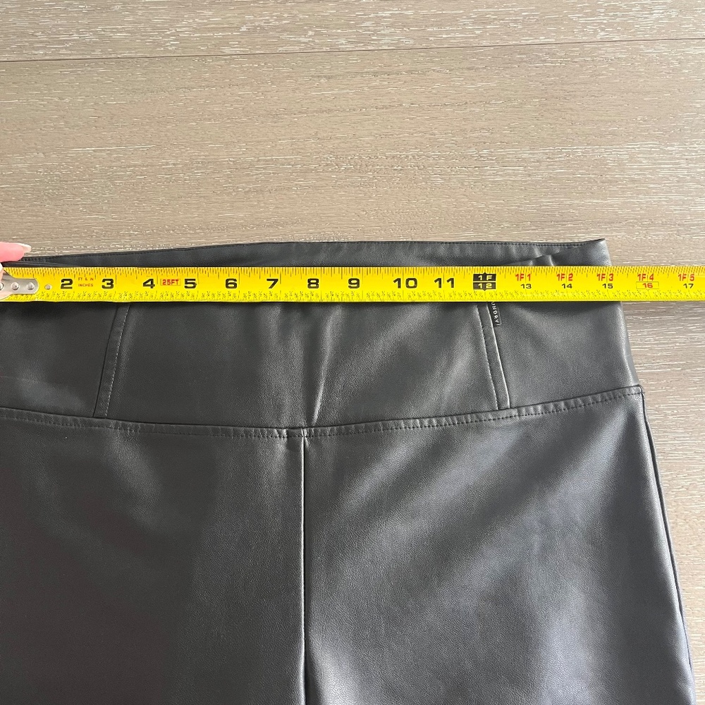 Black Leather Leggings - Picture 5 of 10